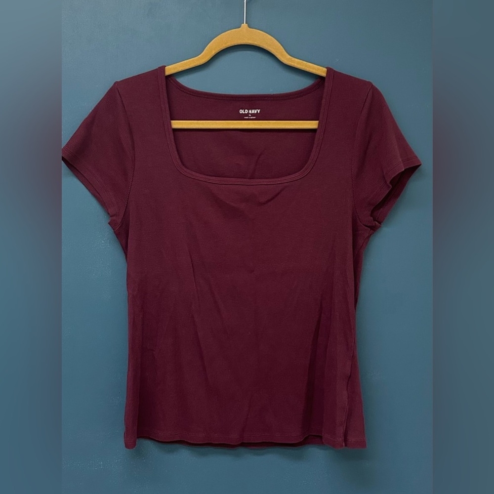 Old Navy Raspberry Tee XL